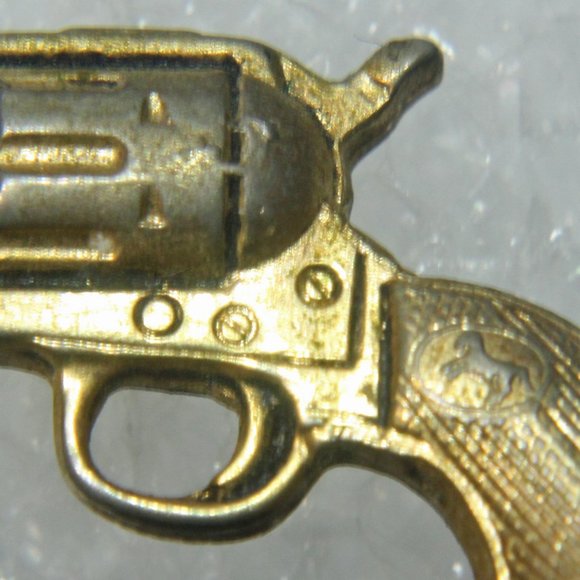 Colt Frontier 6 Shooter Pistol Tie Pin Tack Vintage - Picture 4 of 5